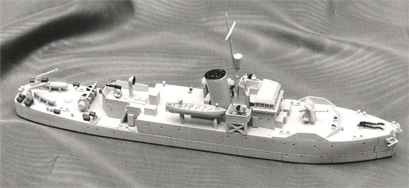 HMS Llandudno Bangor Class Minesweeper/Escort (1942) *LIMITED EDITION*