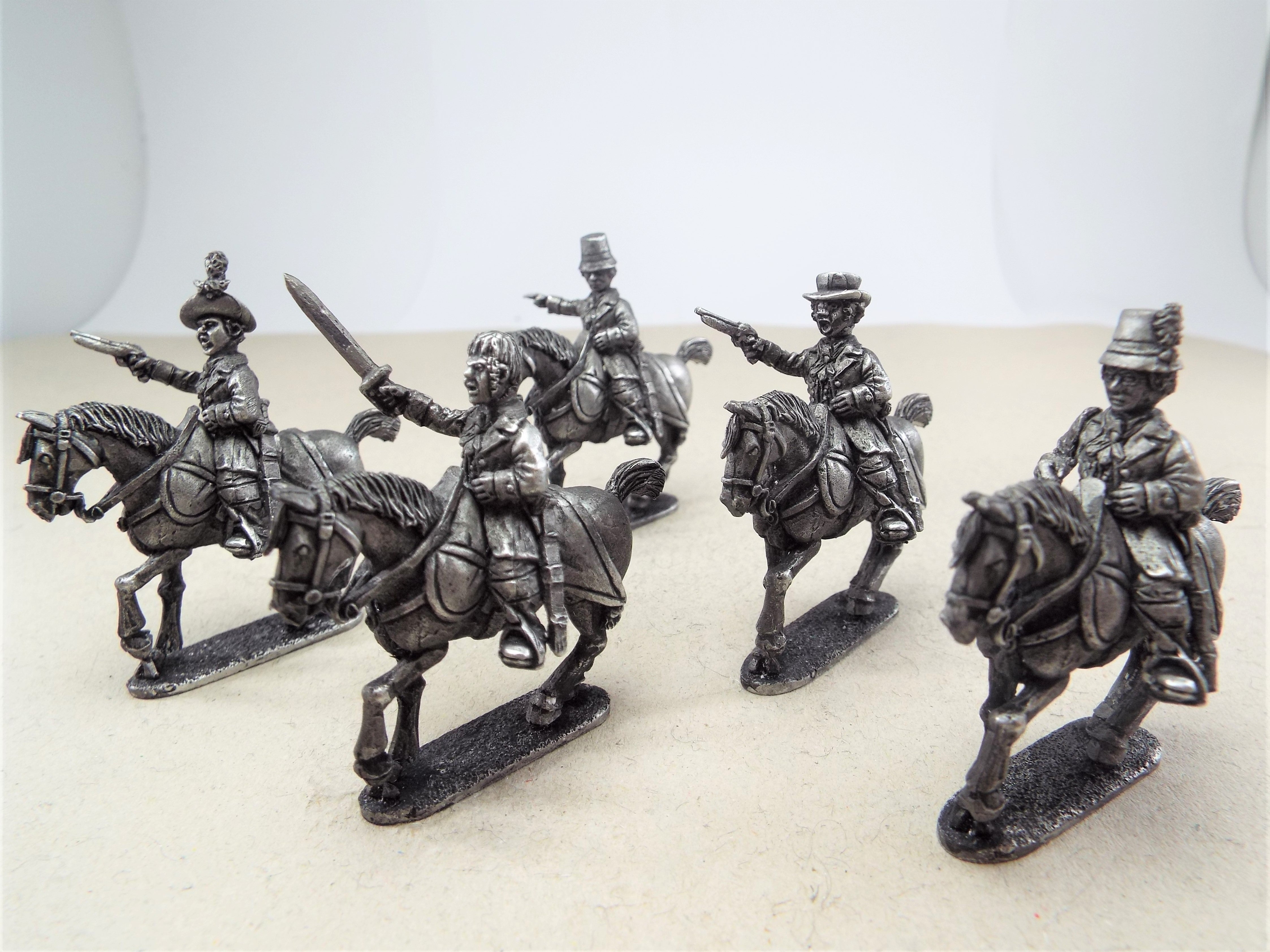IRISH MOUNTED REBELS (Bargain pack of 8 mounted figures)